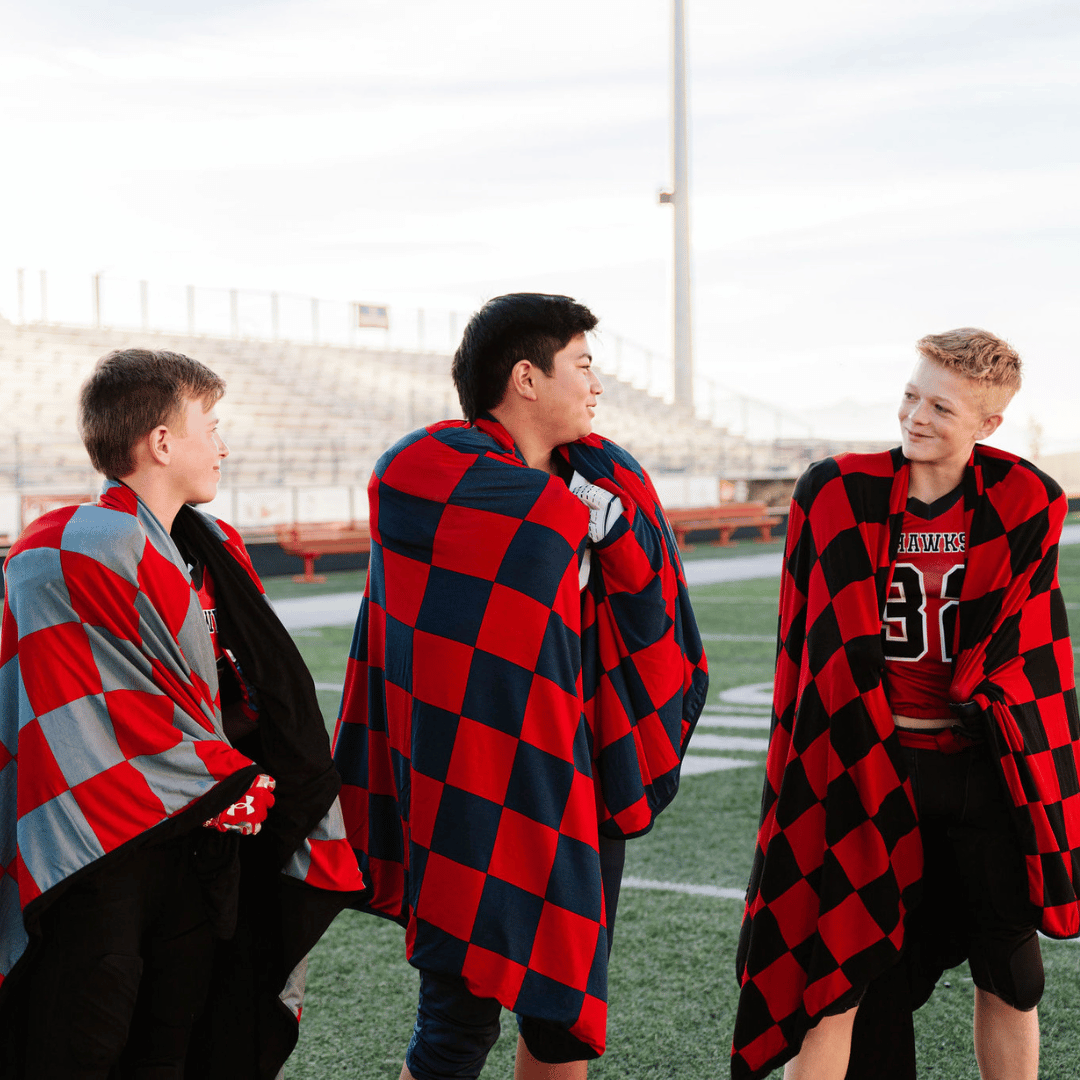Warm cozy luxe blanket for watch parties, viral tiktok blanket, football fans, packable blanket, travel ball.
