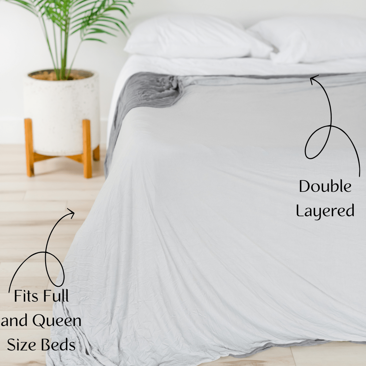 Double layered full/queen size blanket for extra coziness in our specially formulated temperature regulating fabric. 