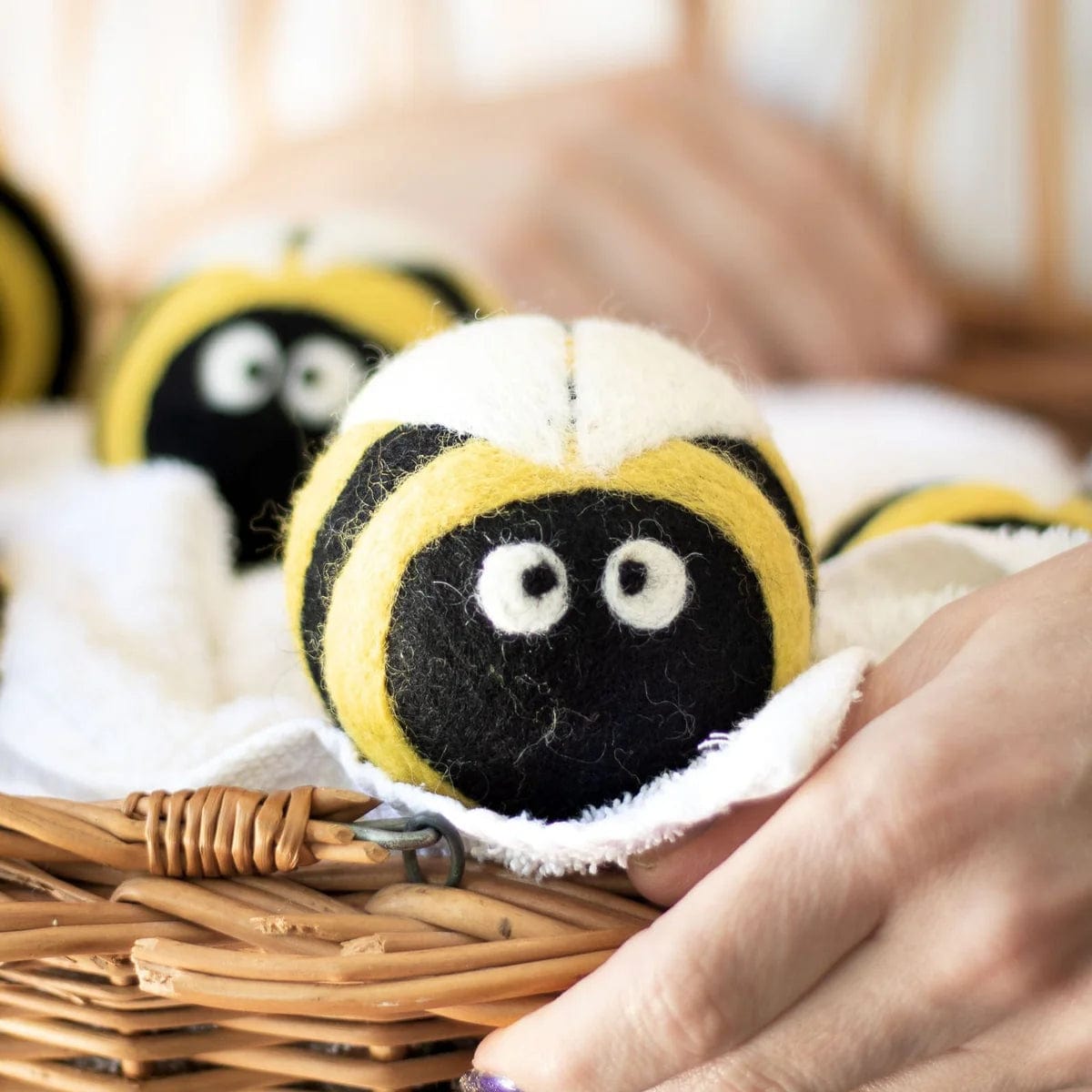 Friendsheep - Bee Trio Eco Dryer Balls - Set of 3